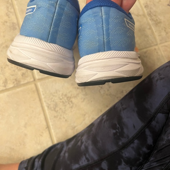 ASIC Gel Kayano size 7 excellent condition! Royal light blue - Picture 4 of 6